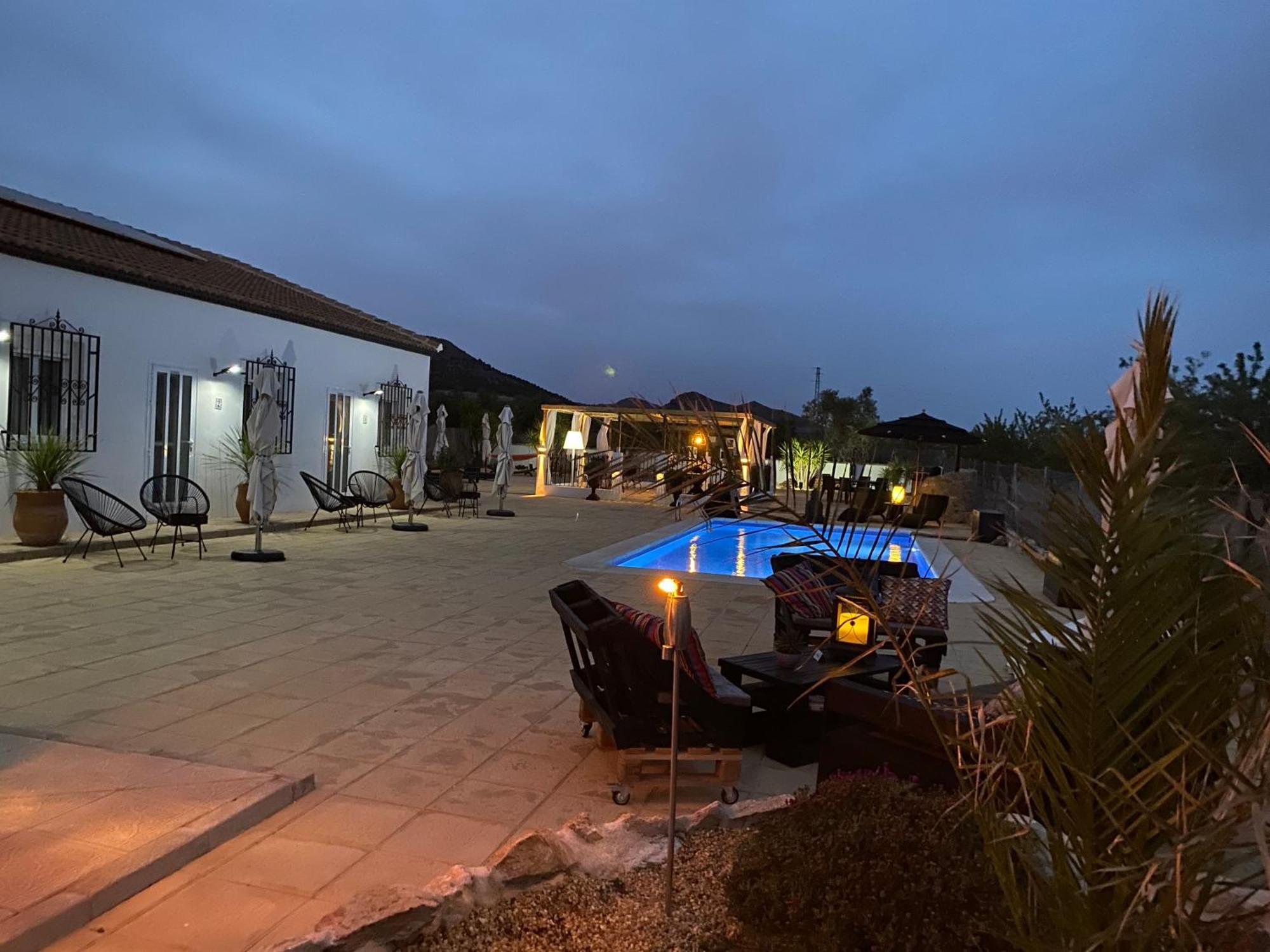B&B Casa Blanca Oria Екстер'єр фото