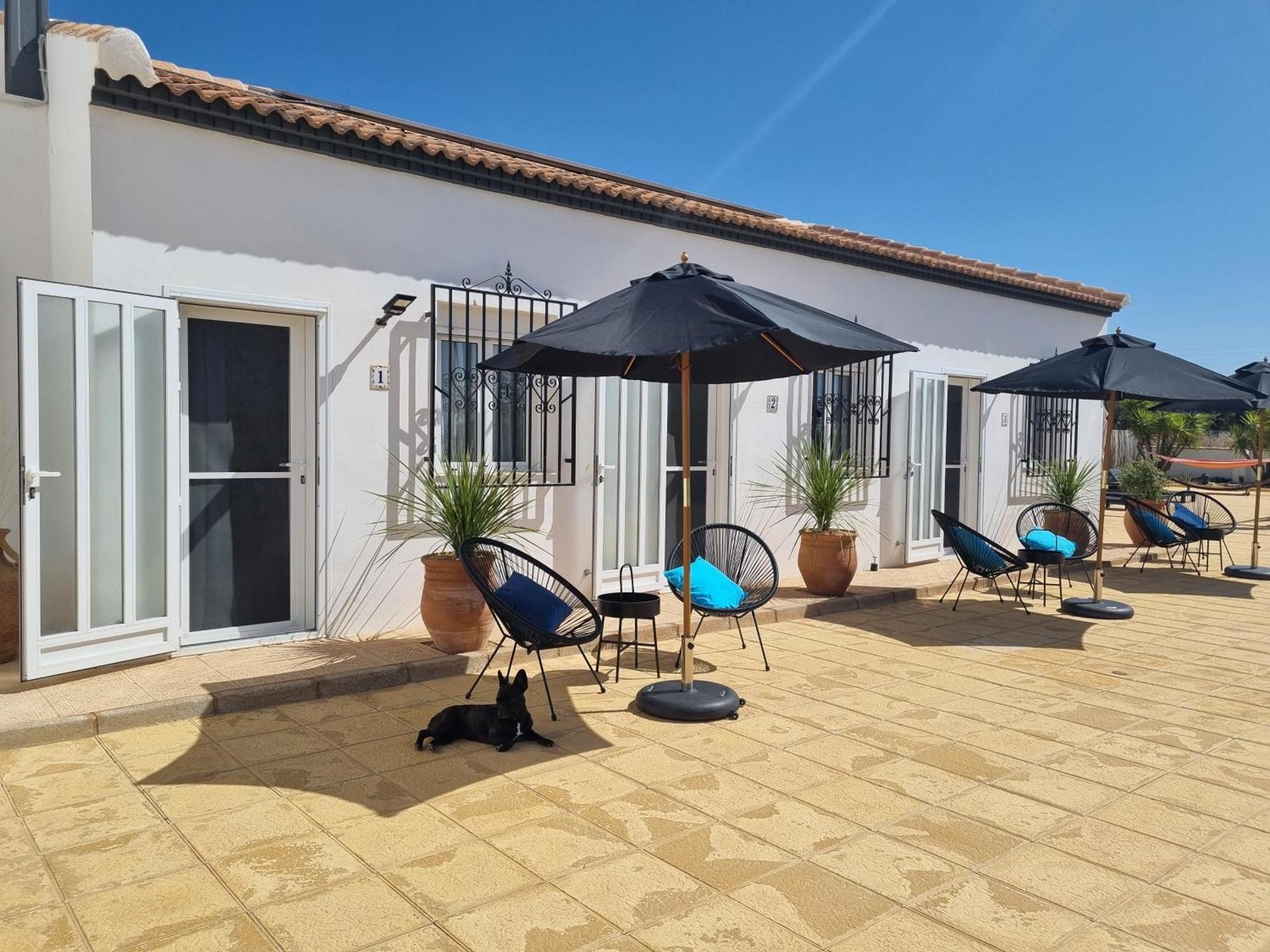 B&B Casa Blanca Oria Екстер'єр фото